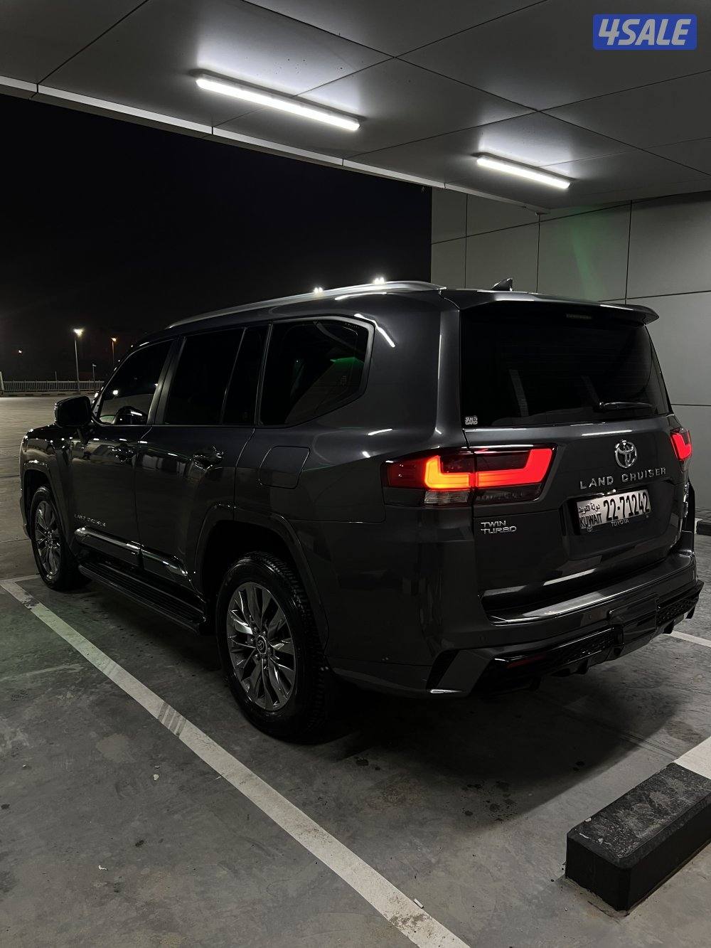 لاند كروزر GXR . AERO’s twin turbo0