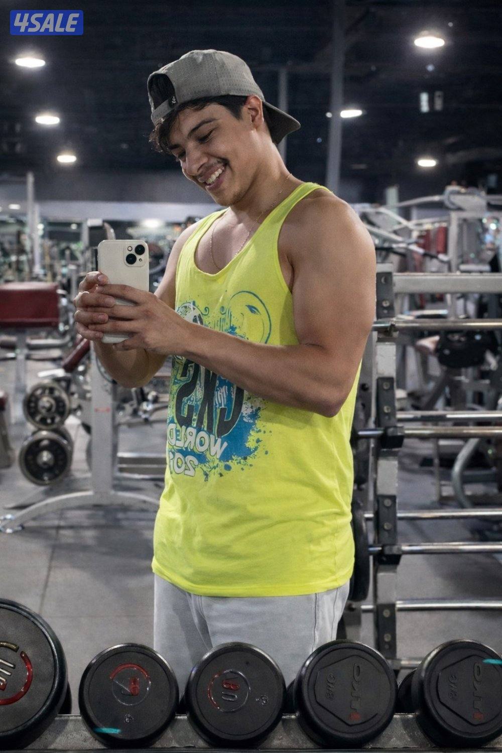 سلام عليكم يوجّه الخير كل عام وأنتم بألف عافية وخير أنا عمار حميدان0