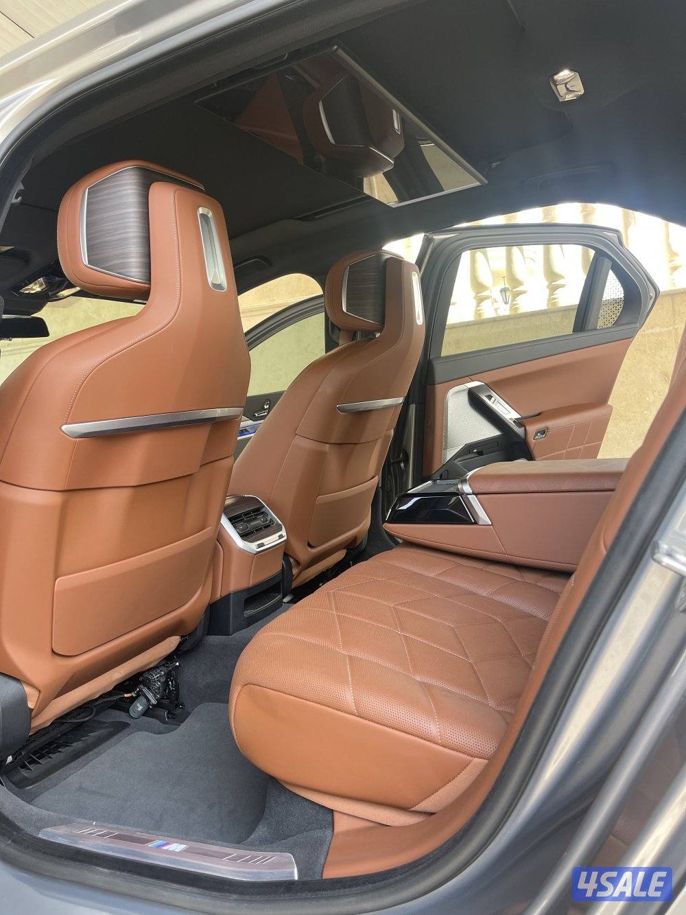 الفئة السابعة فل اوبشن شرط الفحص اللون شامبين من داخل  تأن1