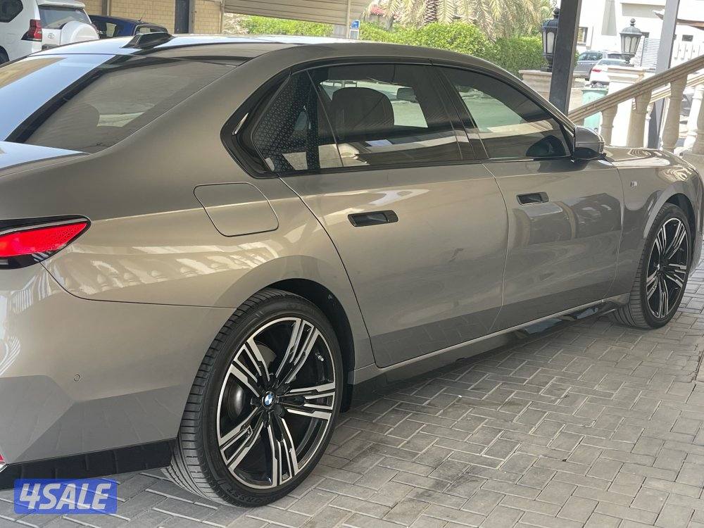 الفئة السابعة فل اوبشن شرط الفحص اللون شامبين من داخل  تأن2