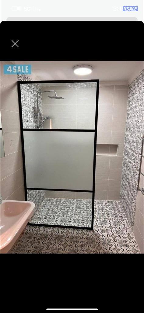 فني زجاج ومرايا وشاور بكس وطاولات طعام وتركيب جميع انواع الزجاج3