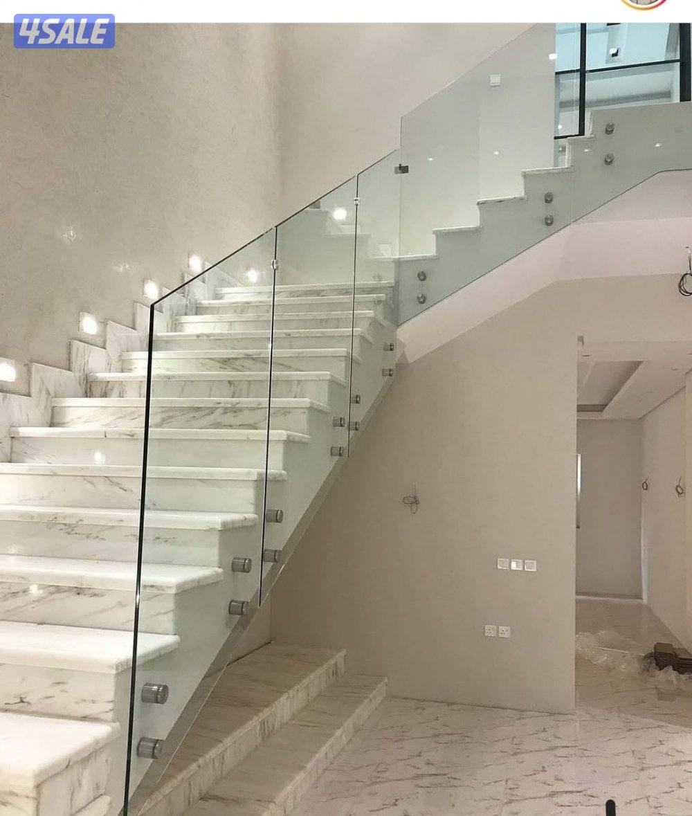 فني زجاج ومرايا وشاور بكس وطاولات طعام وتركيب جميع انواع الزجاج12