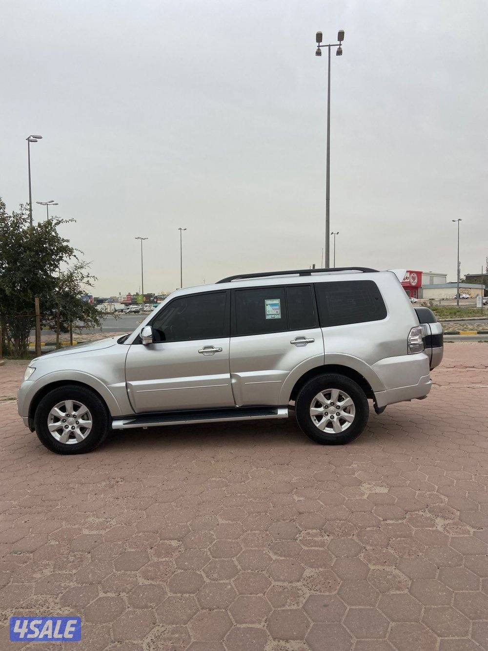 للبيع باجيرو ٢٠٢٢0