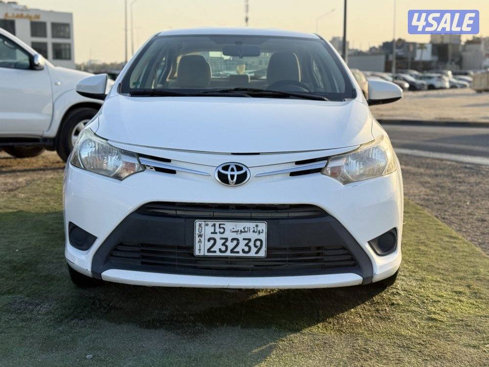 للبيع - يارس - موديل 2017 - عداد 218 - وارد الساير4