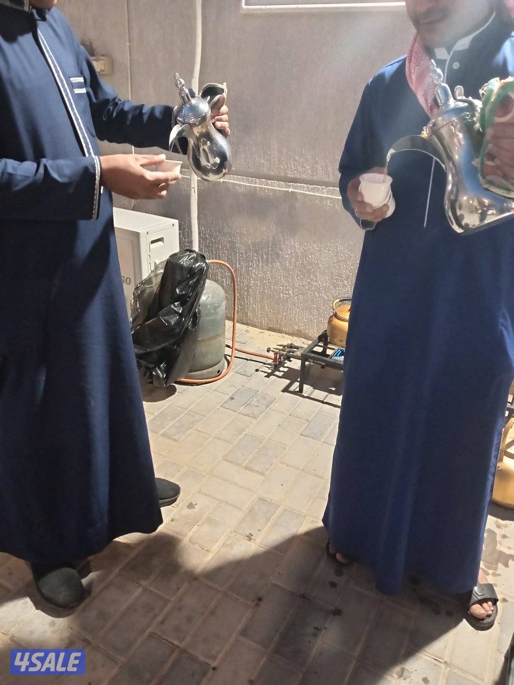 خدمة ضيافة وخدمة شاي وقهوة وخدمة ايقاف وتنظيم ومقهوجيه وصبابين قهوة3