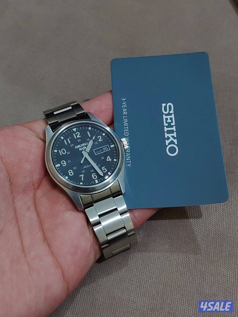 Seiko sports model SRPG27K1
Cal./movt: 4R36
Dial:40mm0