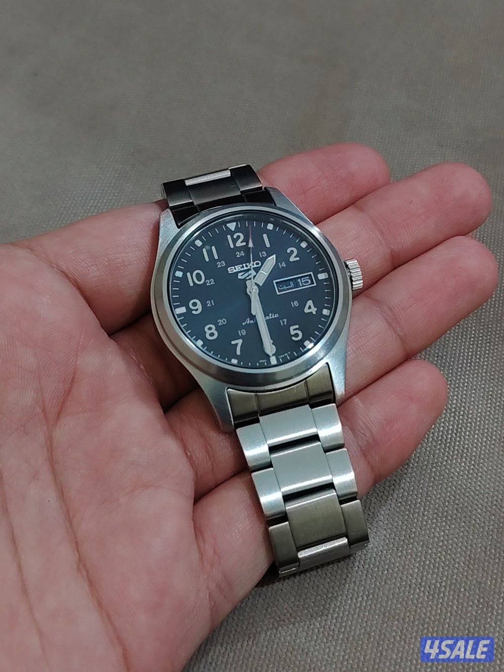 Seiko sports model SRPG27K1
Cal./movt: 4R36
Dial:40mm2