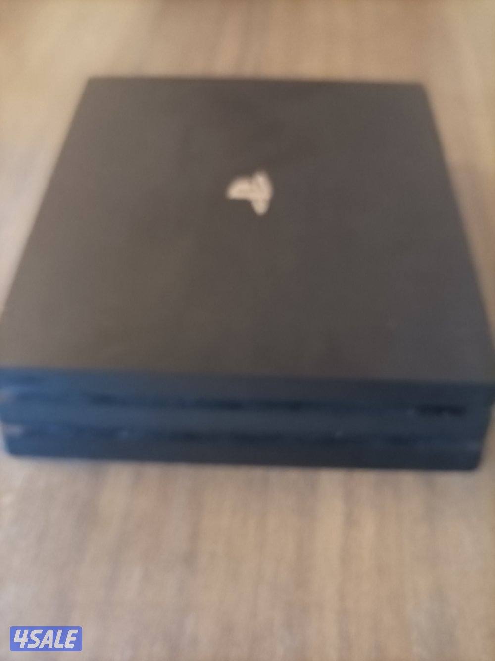 بلاي ستيشن فور برو0