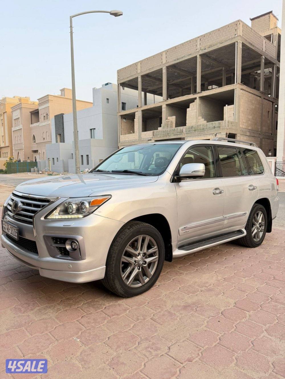 للبيع لكزس 2012 صبغ الوكاله عداده 2200