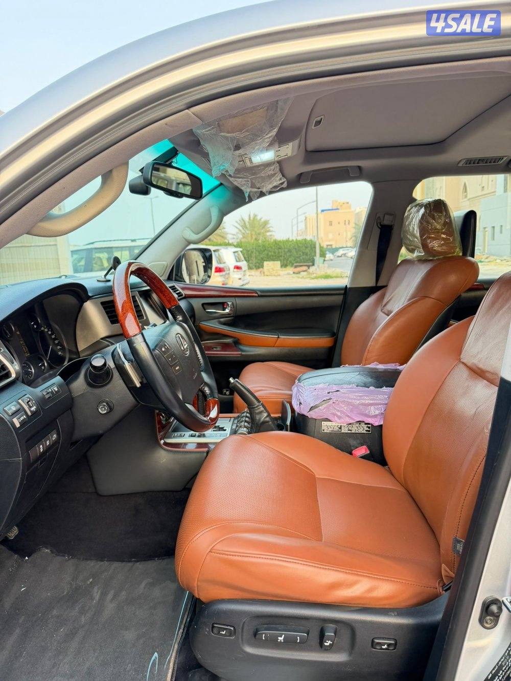 للبيع لكزس 2012 صبغ الوكاله عداده 2206