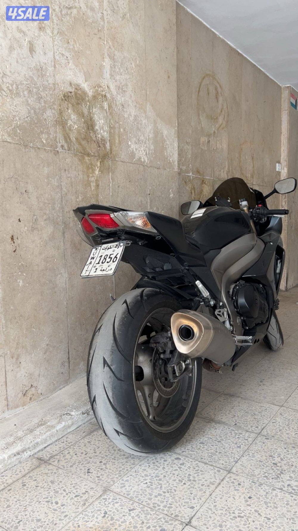 للبيع سراد سبشل R1000 وكااله كامل مخزن شرط الفحص مكينه مو مبطله نهائي1