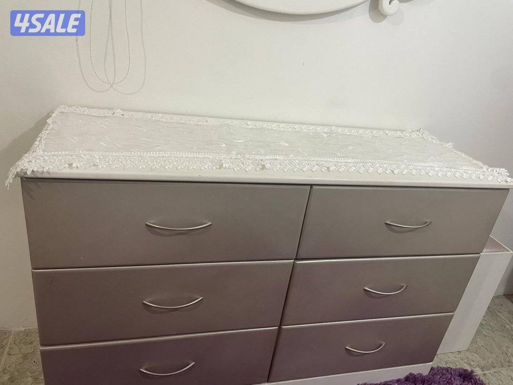 غرمة نوم بحالة ممتازة تفصال الكويت2