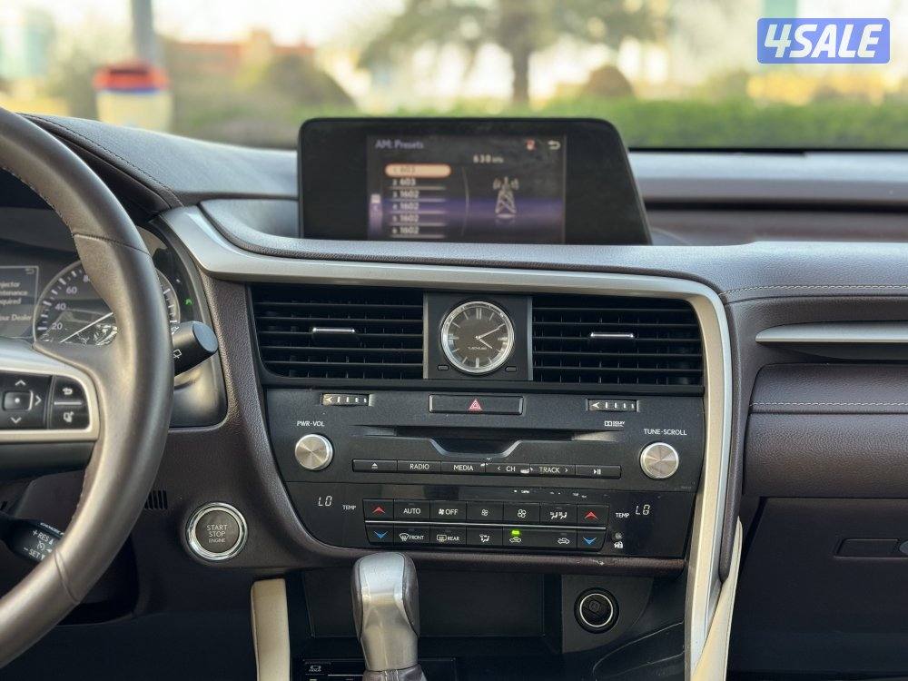 لكزس RX350 موديل 2016 بحاله ممتازه جدا9