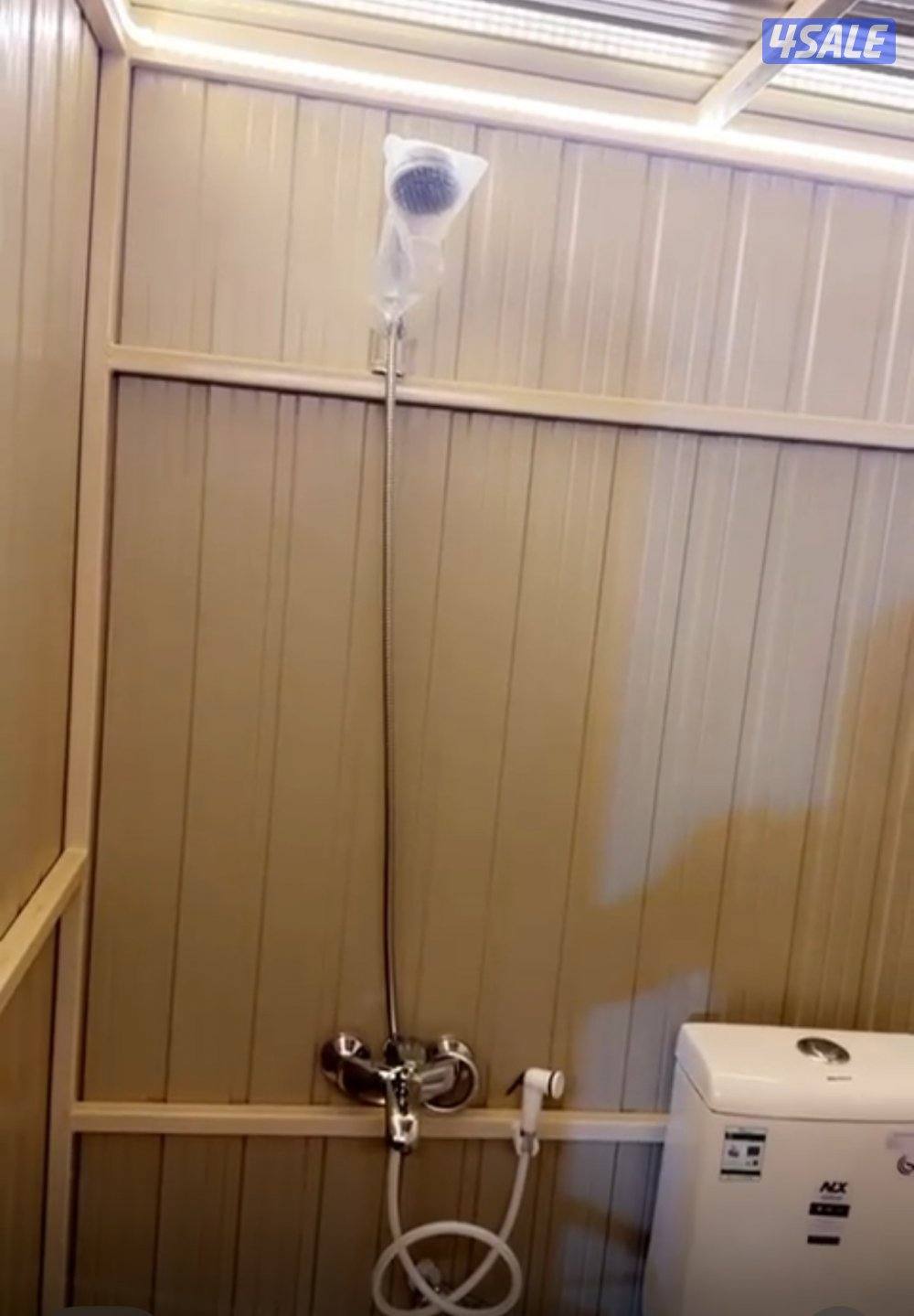 للبيع دورة مياه قلص جديده مقاس متر ونص في مترين و403