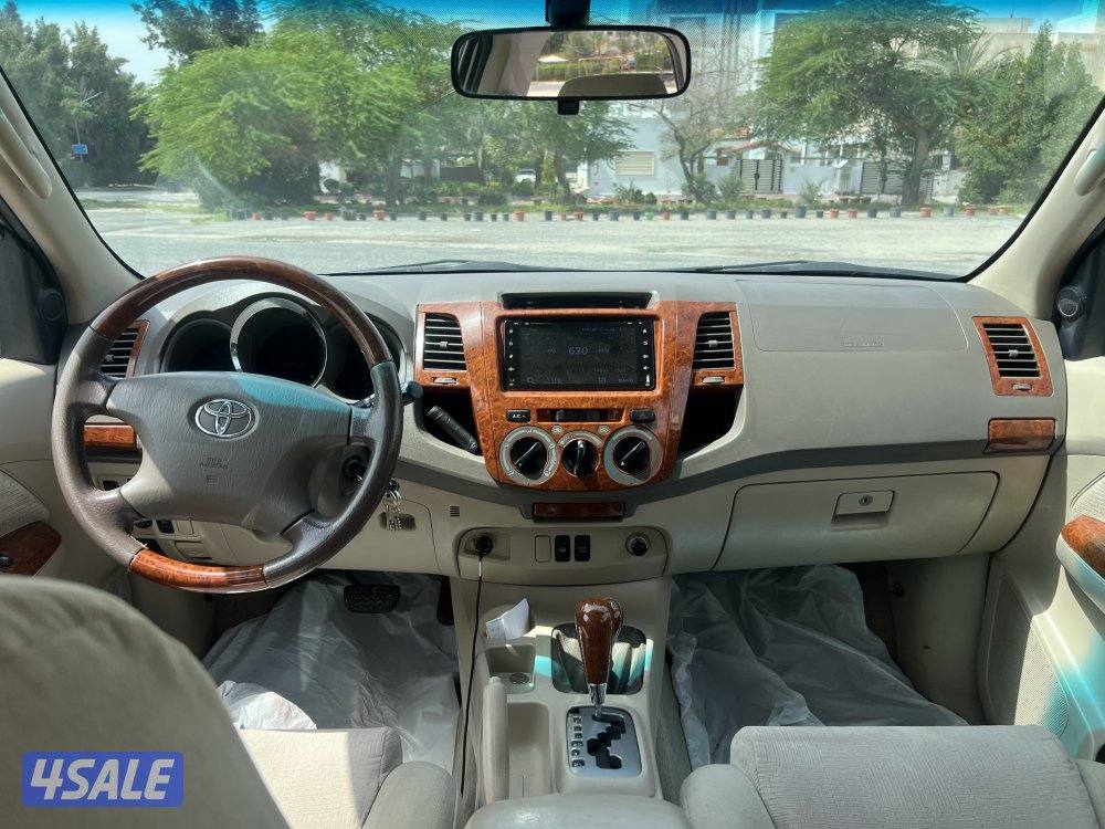 للبيع جيب فورتنر بحالة الوكالة4