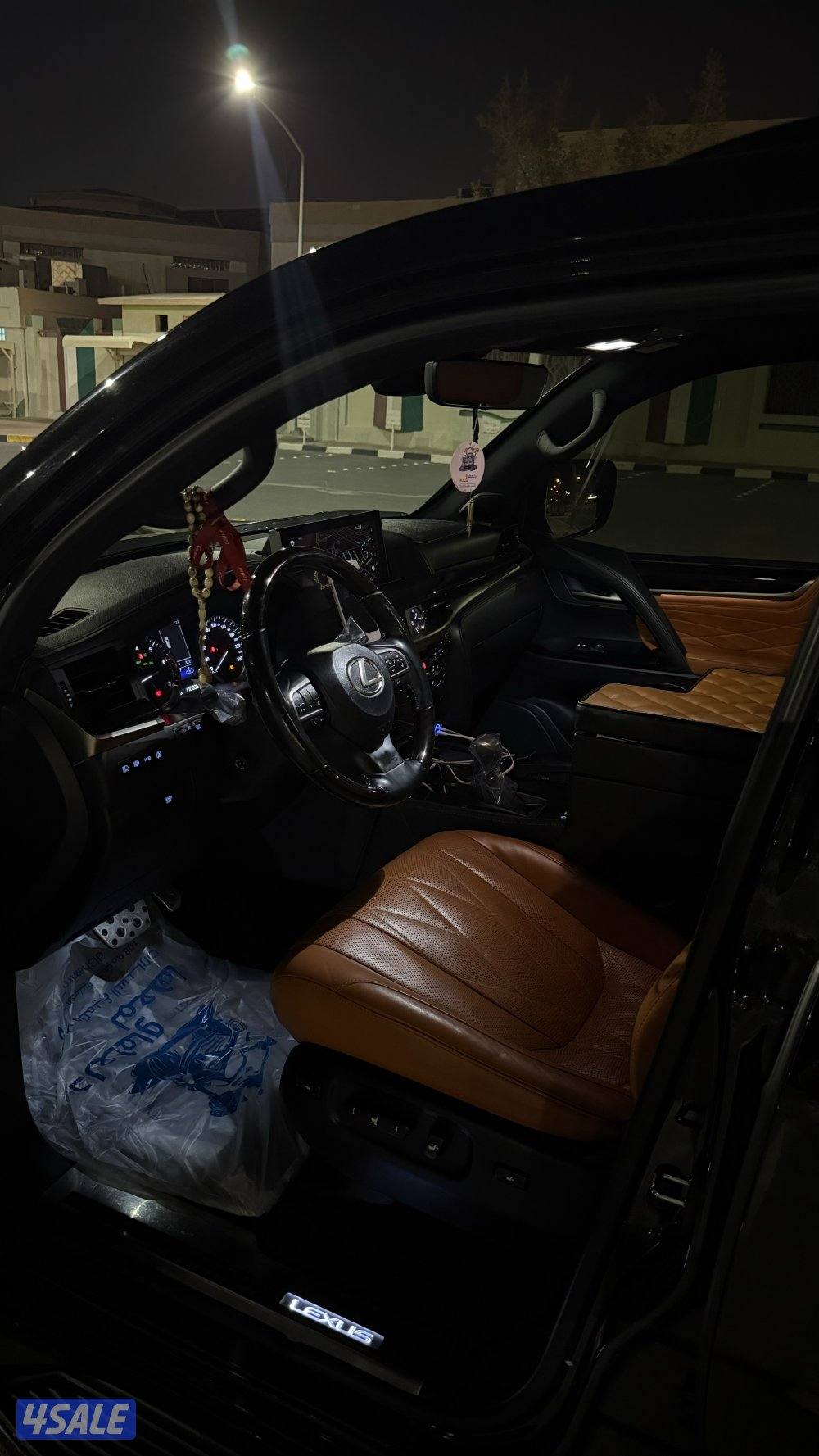 جيب لكزس بلاك اديشن اصلي5