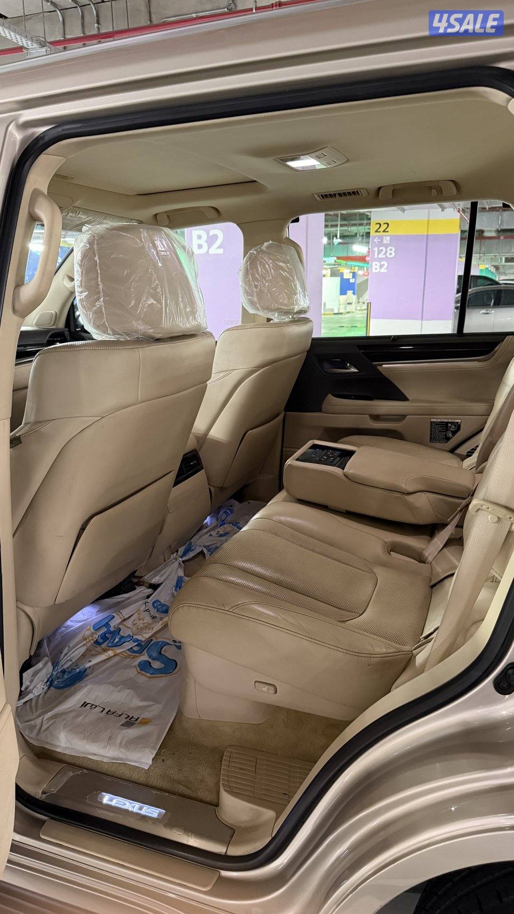 للبيع لكزس وارد الساير7