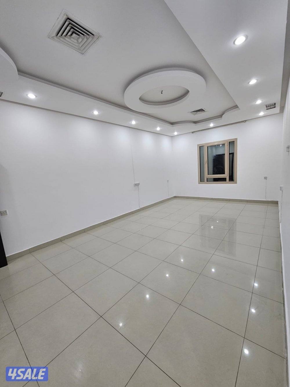 للايجار شقه بالصباحيه ق ٢ و ٣0