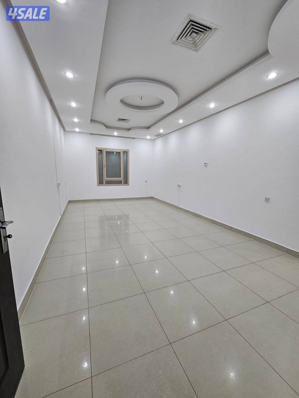 للايجار شقه بالصباحيه ق ٢ و ٣7