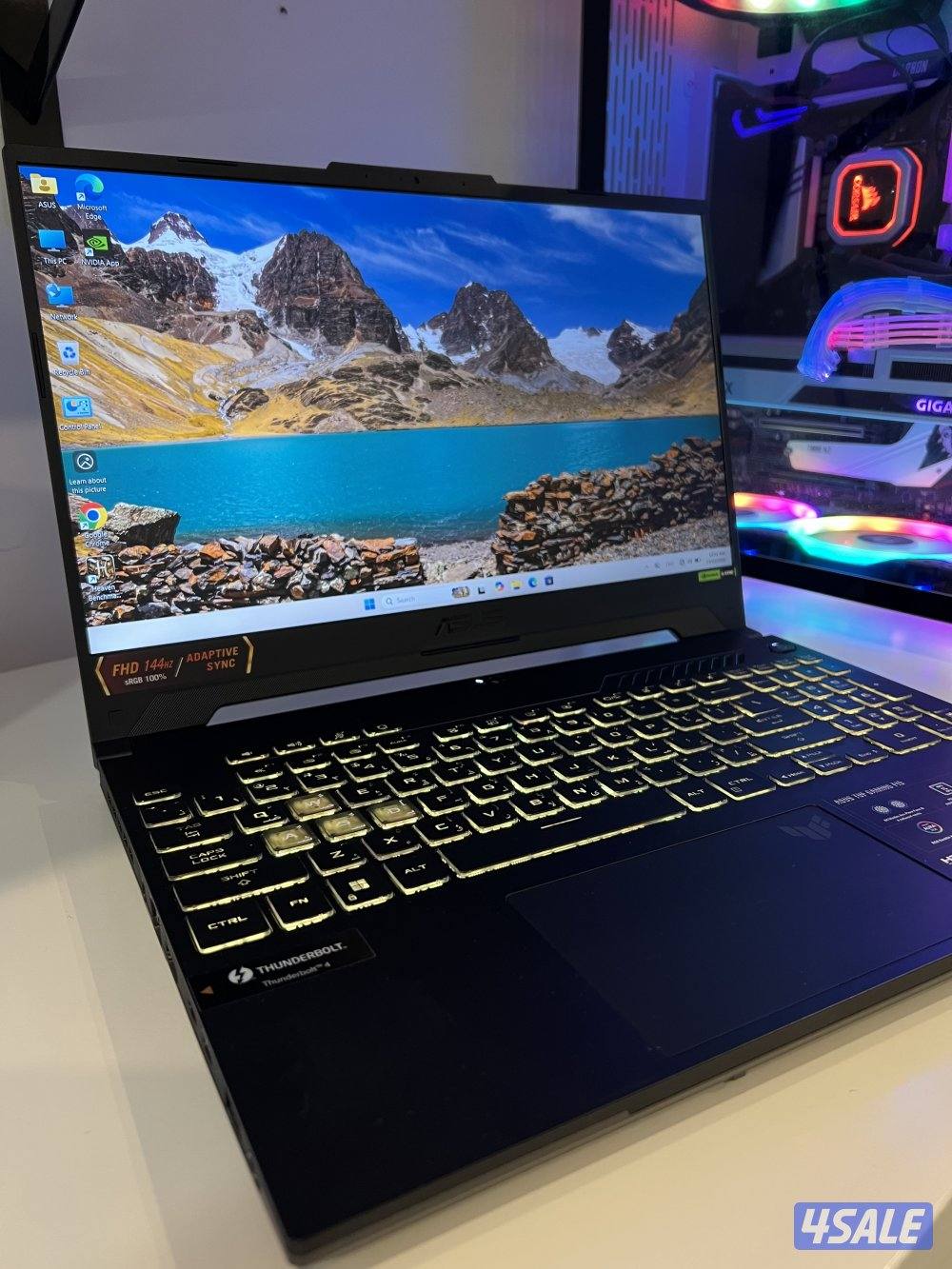 للبيع لابتوبات قيم و دراسة3