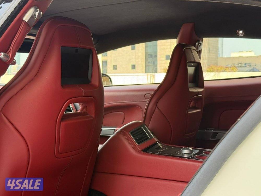 استون مارتنRAPIDE S موديل2015 عداد113الف وارد الكويت سيرفس منتظم10