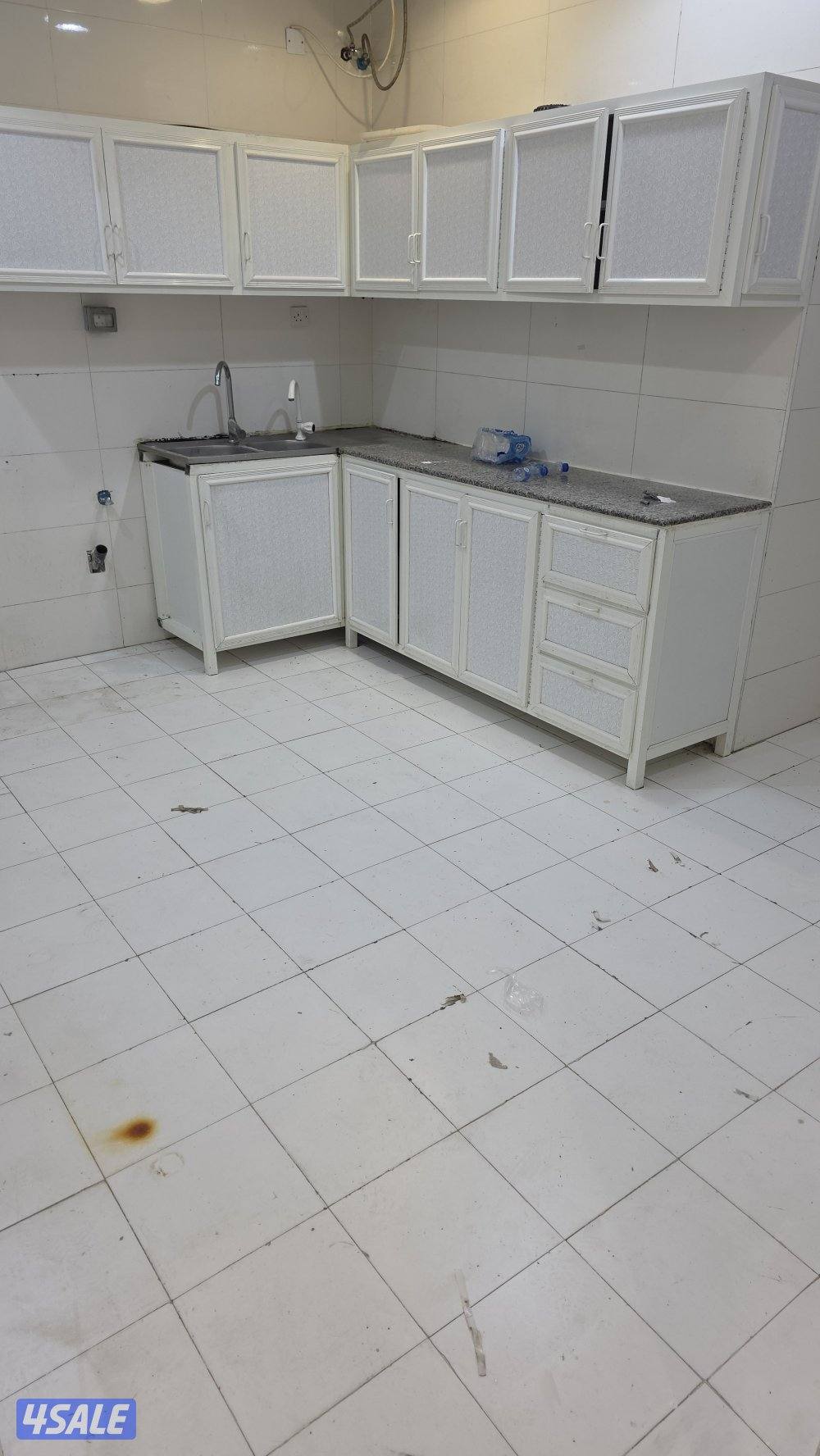 للايجار شقة للعائلات قطعة 52