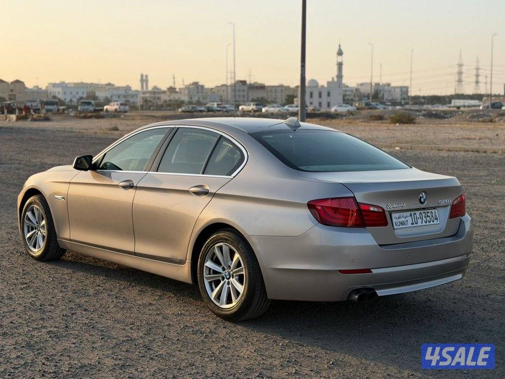 بي ام 2012 حجم 520 صبغ وكالة0