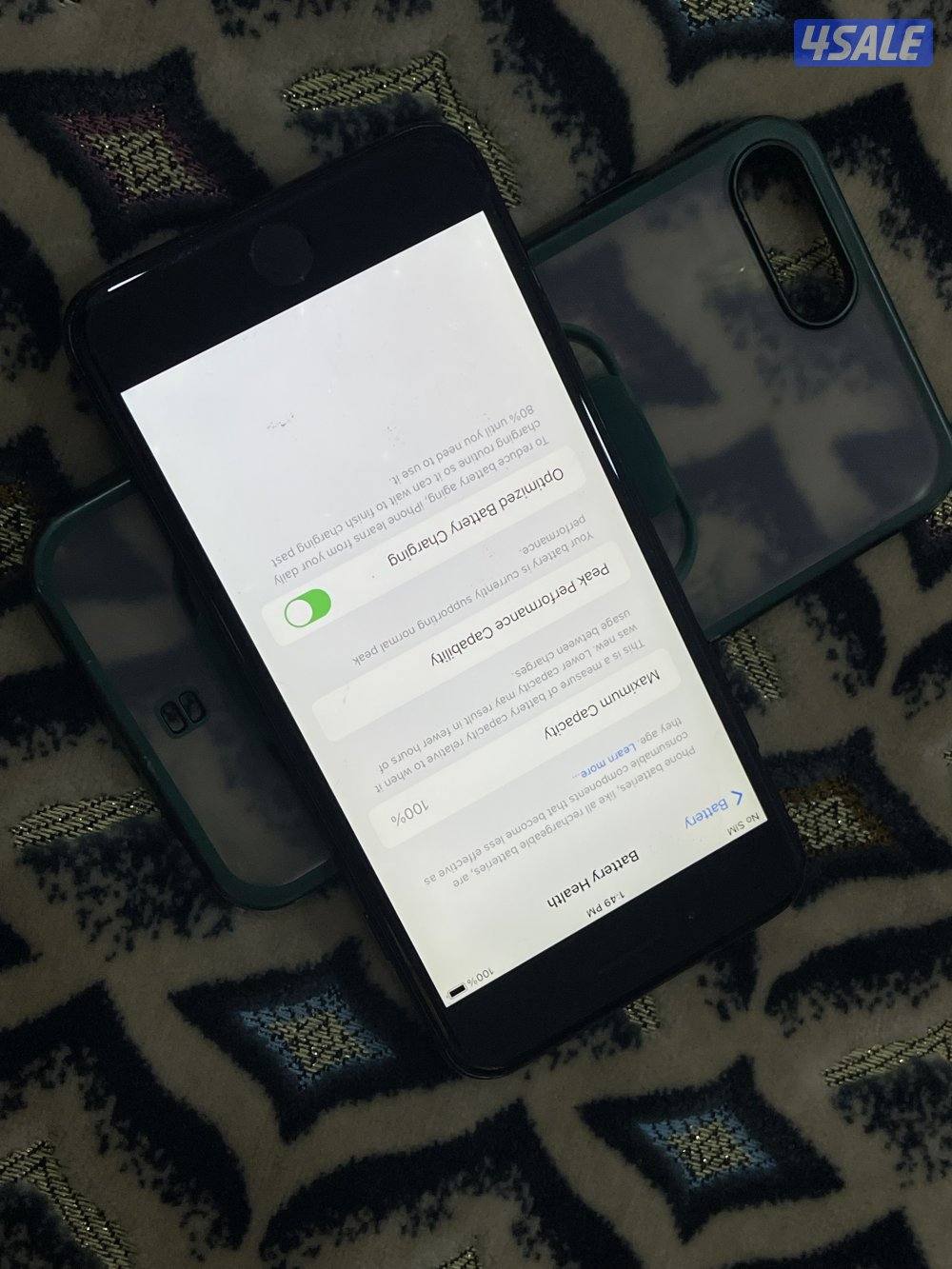 ايفون 7 بلس الكبير 256 جيجابايت بطارية 100 نظيف وشغال تمام مع الكفر4