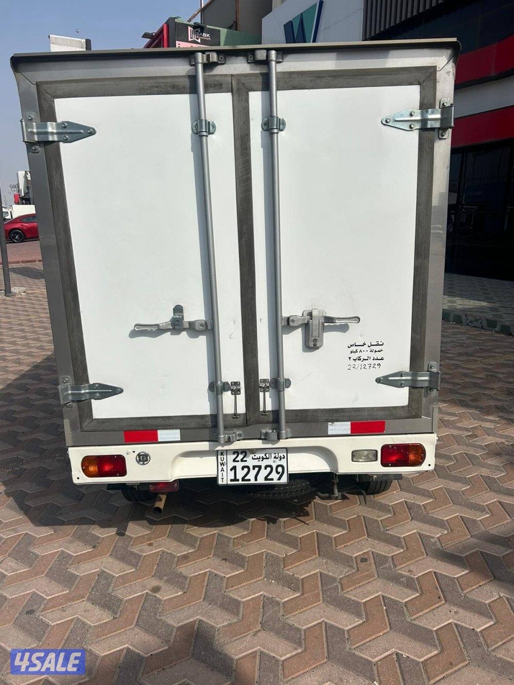 للبيع فريكا موديل2023 عداد ١٣٠ الف مفتاحين قير عادي1