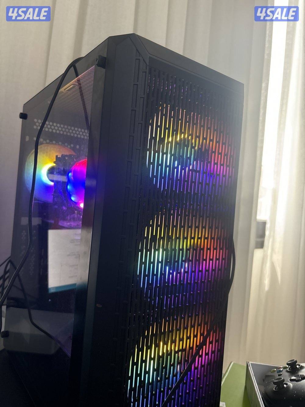 للبيع بي سي ، في اشياء بعضها ناقصه مثل الوايرات وبس2