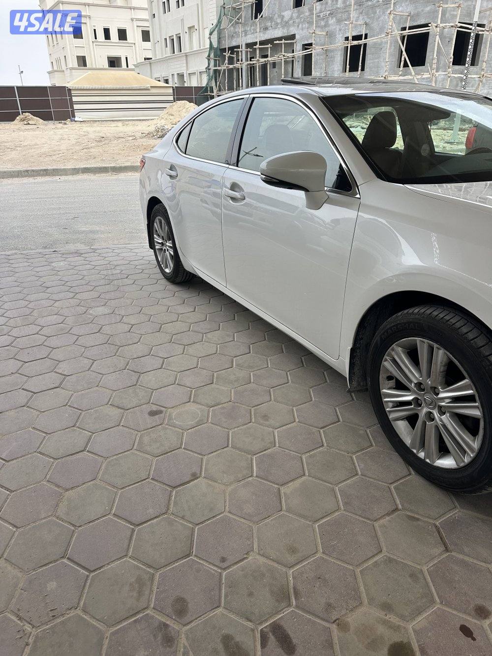 للبيع لكزس. 2013  ماشي ٢٨٦شرط وكاله7