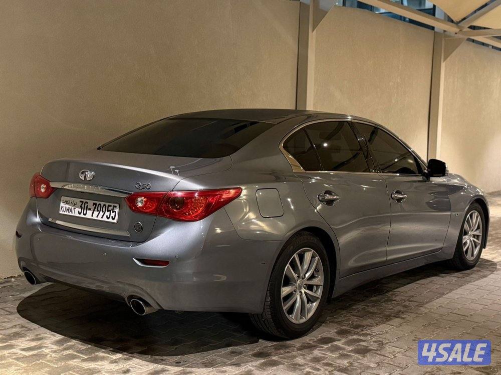 للبيع انفينتي 2015 بحالة الوكالة2