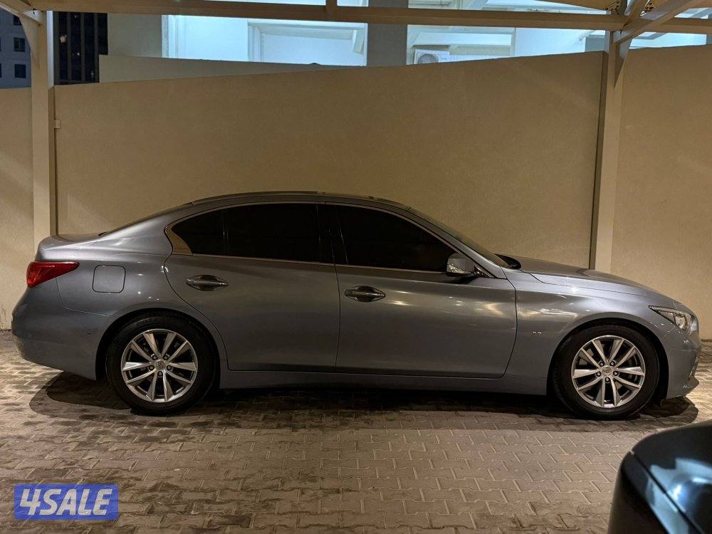 للبيع انفينتي 2015 بحالة الوكالة3