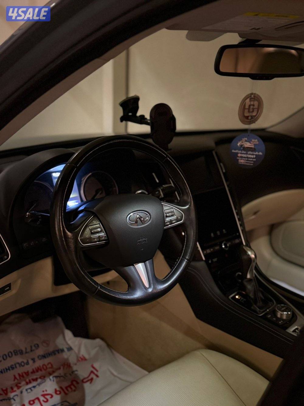 للبيع انفينتي 2015 بحالة الوكالة6