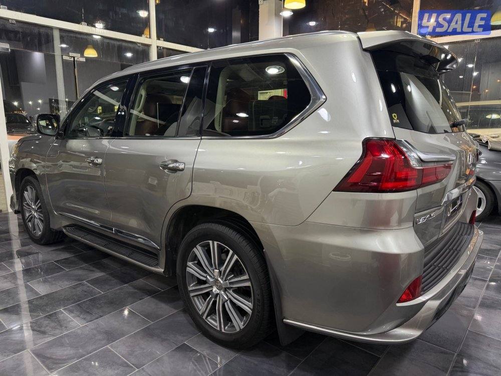 لكزس الساير صبغ وكالة درجة اولى2