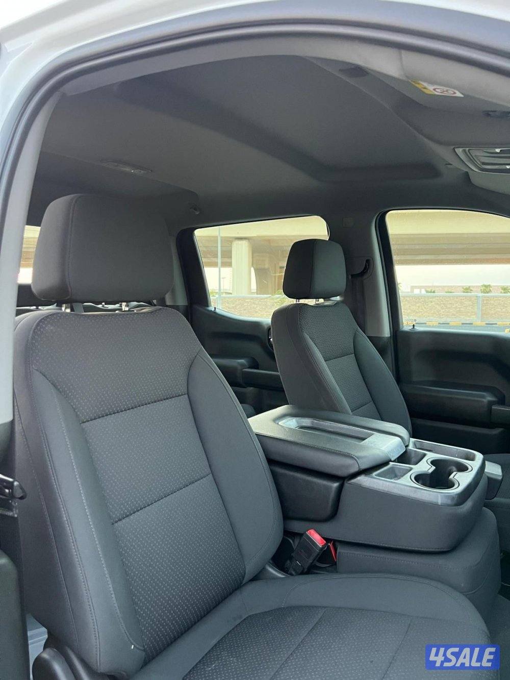 للبيع سلفرادو 2021 ماشي 95 بحاله الوكاله دبل قير غمارتين شاصي قصير6