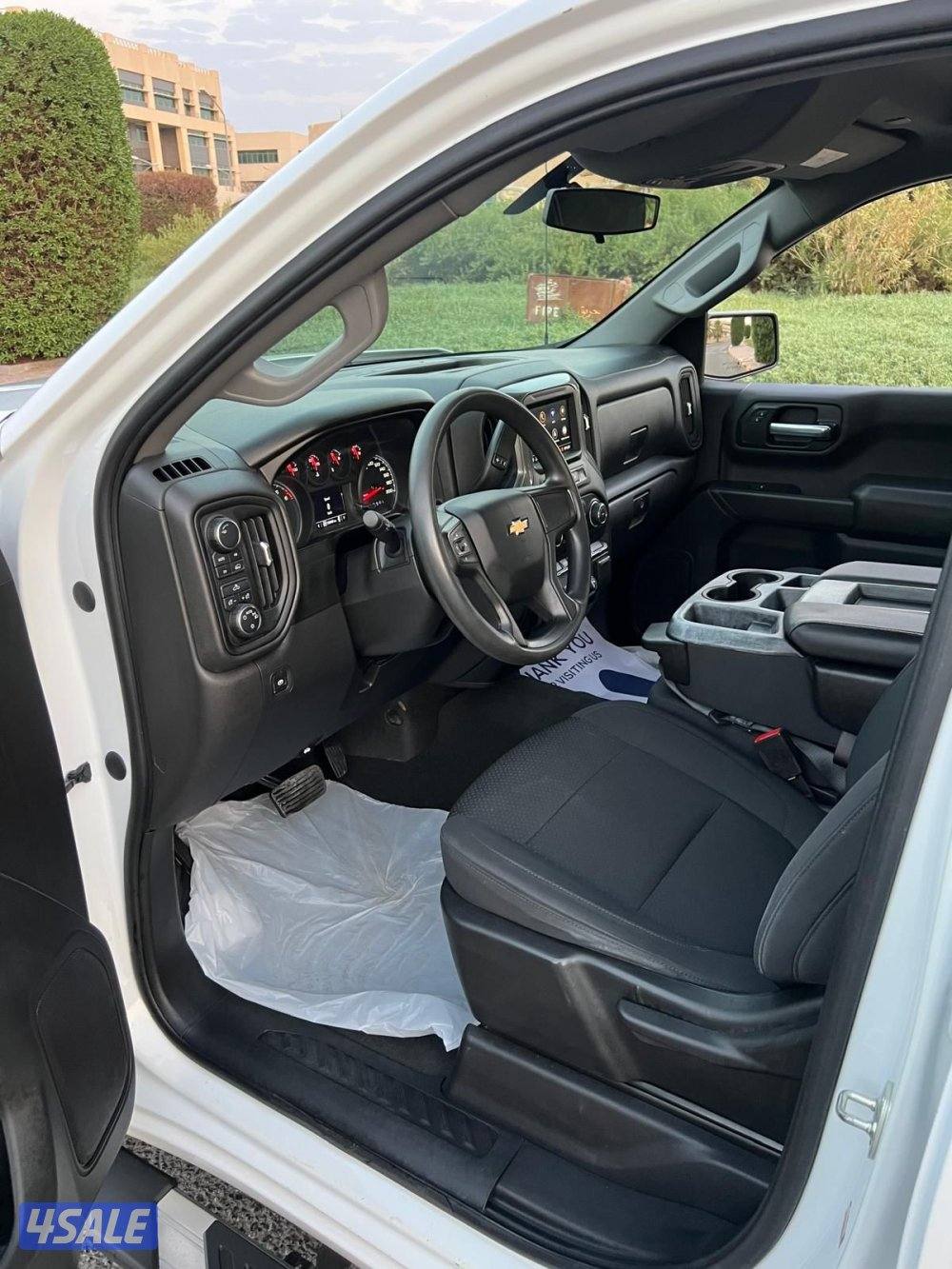 للبيع سلفرادو 2021 ماشي 95 بحاله الوكاله دبل قير غمارتين شاصي قصير7