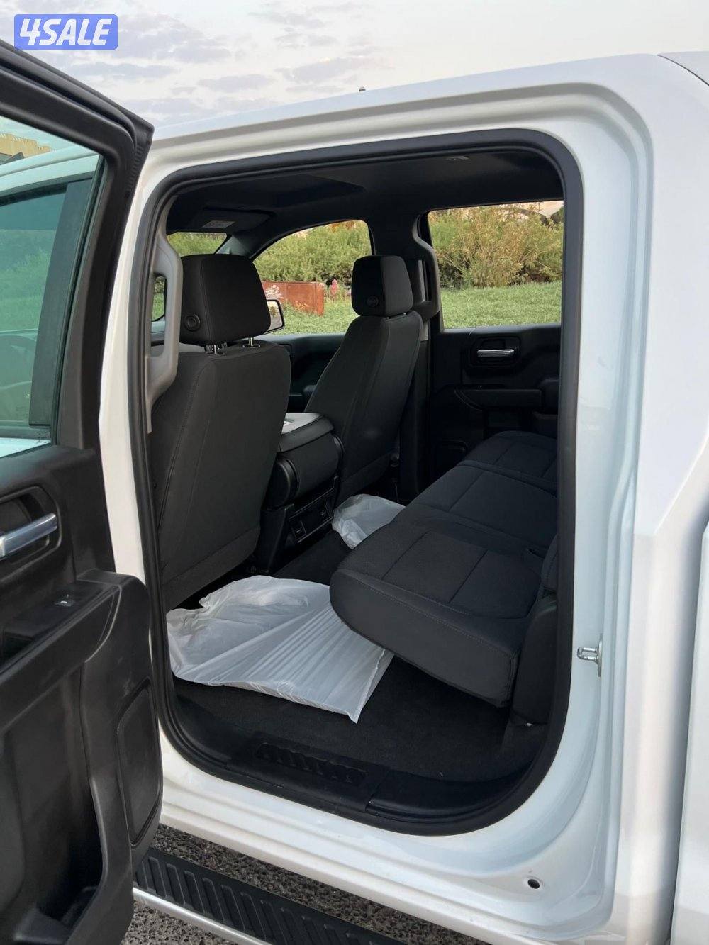 للبيع سلفرادو 2021 ماشي 95 بحاله الوكاله دبل قير غمارتين شاصي قصير8