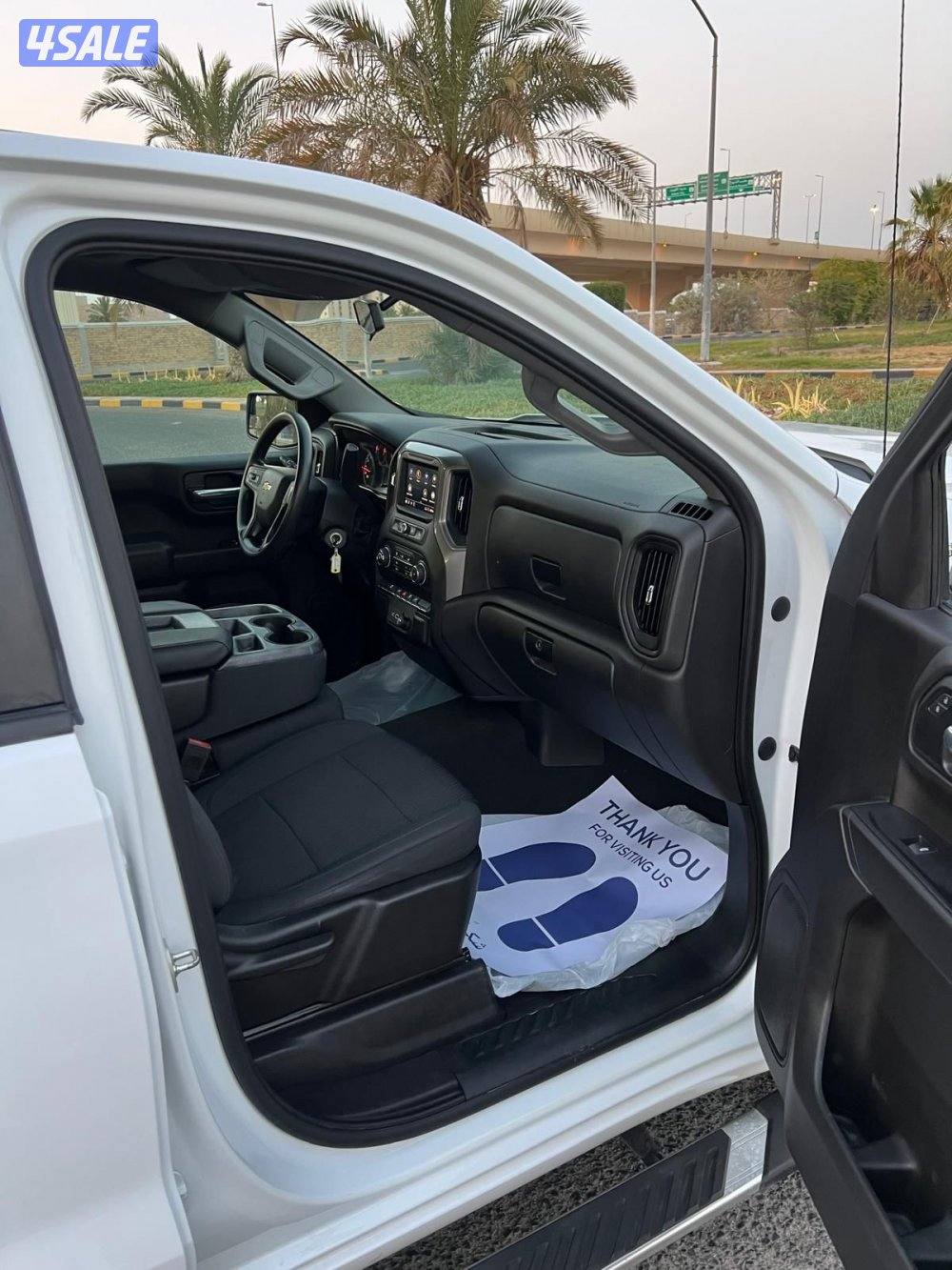 للبيع سلفرادو 2021 ماشي 95 بحاله الوكاله دبل قير غمارتين شاصي قصير9