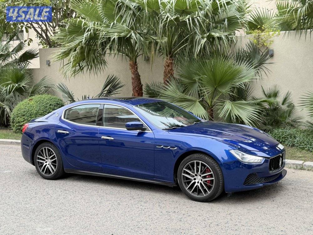 Ghibli full option new shape excellent conditions 20179