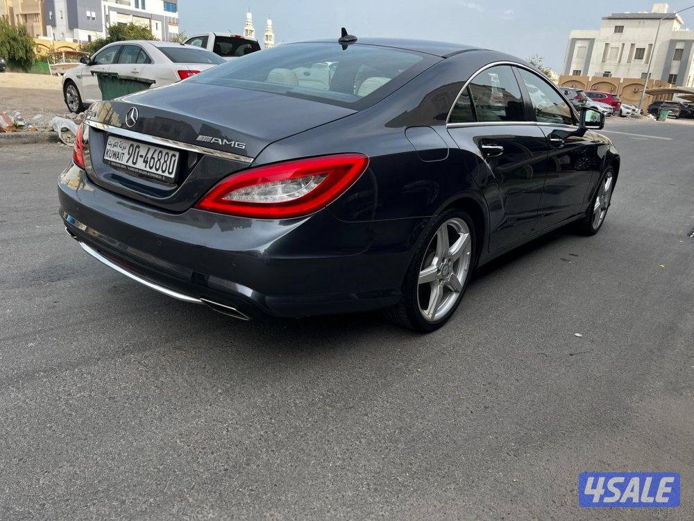 للبيع CLS500 - 2013 بحاله ممتازه جداً عداد 810003
