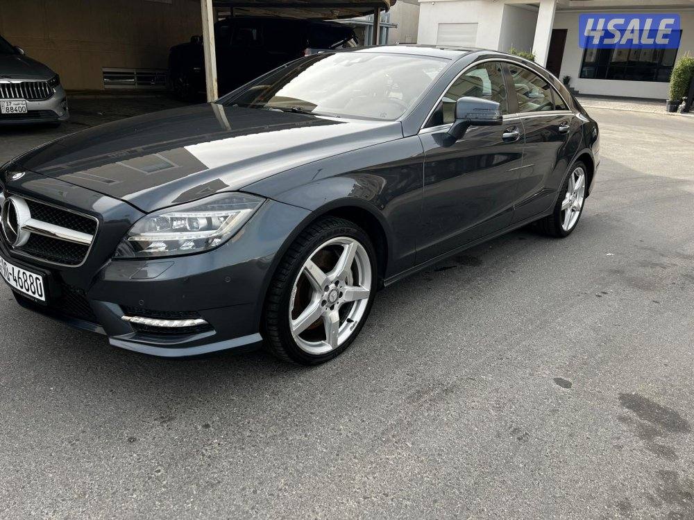 للبيع CLS500 - 2013 بحاله ممتازه جداً عداد 810002