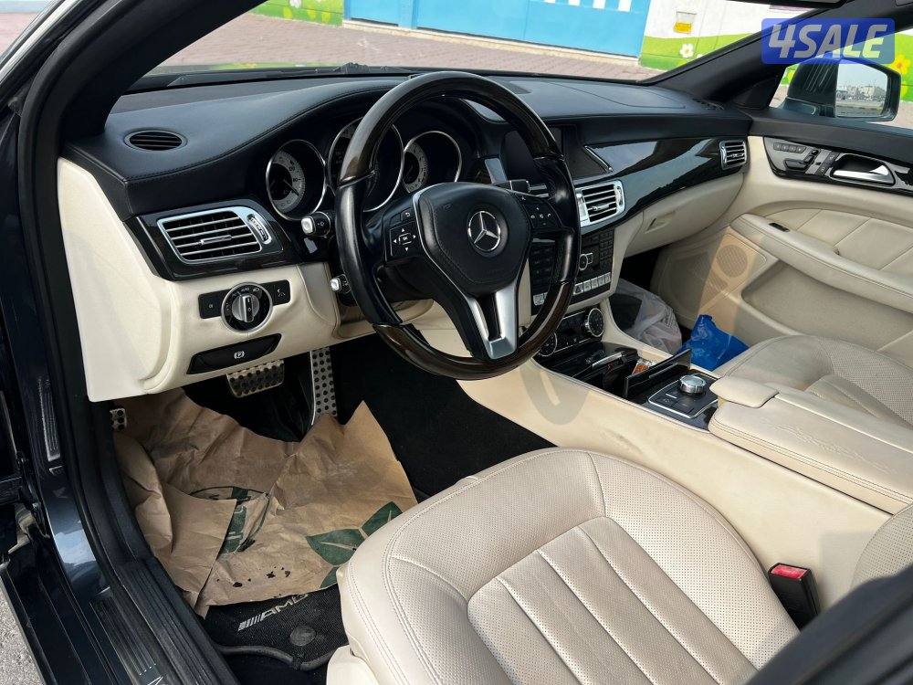 للبيع CLS500 - 2013 بحاله ممتازه جداً عداد 810004