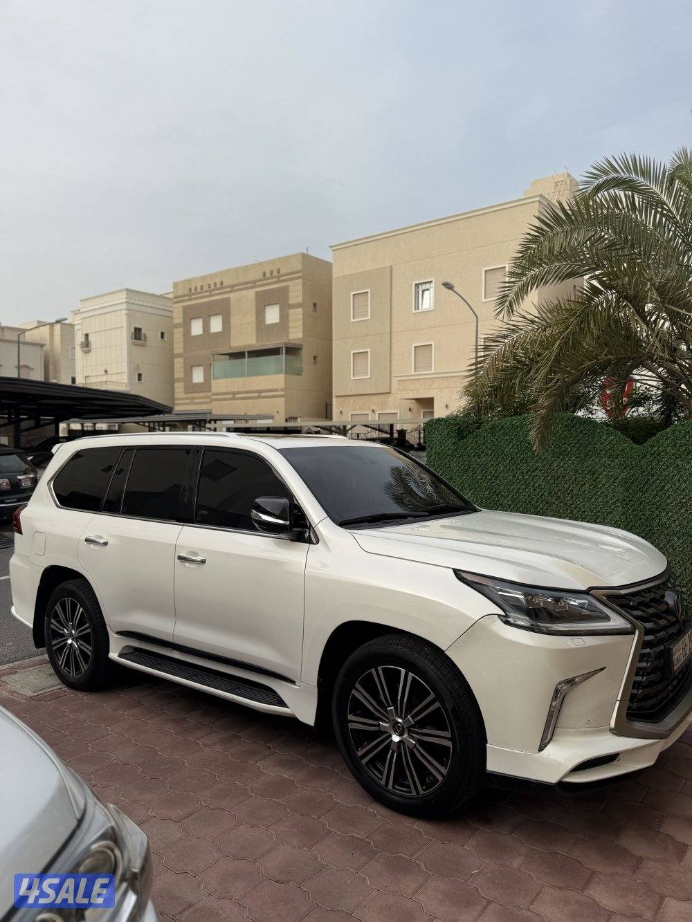 للبيع لكزس4