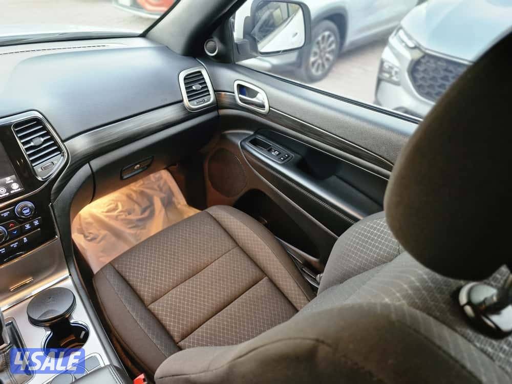 جيب جراند شيروكي 202112