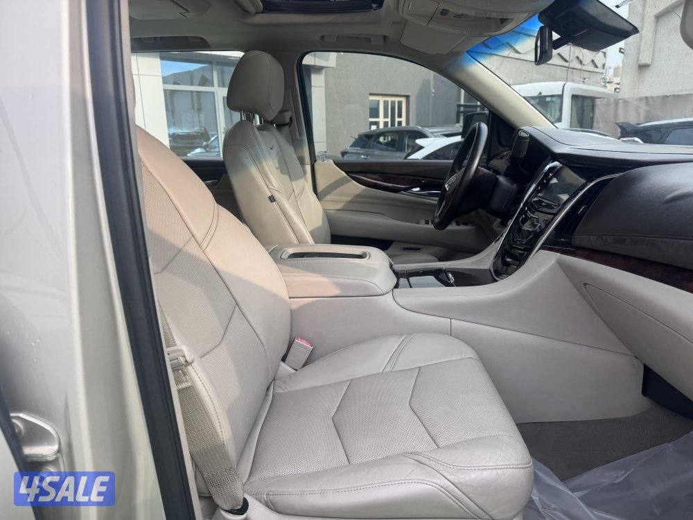 للبيع اسكاليد2015 صبغ وكاله7