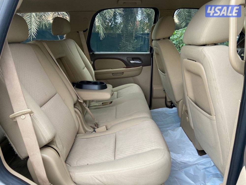 منطقه السره تاهو 2010 نوعLT وارد الغانم عداد 240.000 km صيانه عامه1