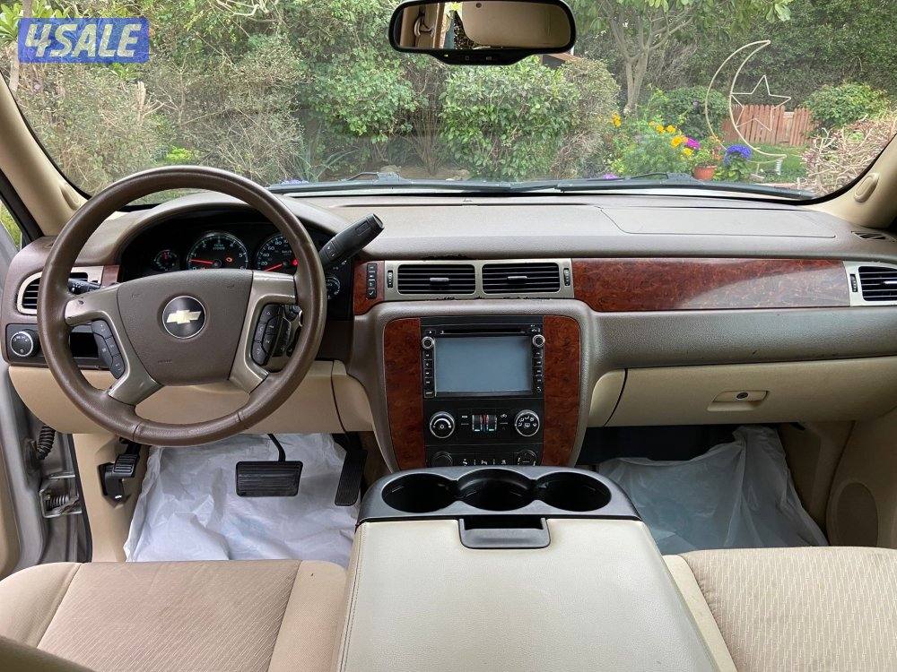 منطقه السره تاهو 2010 نوعLT وارد الغانم عداد 240.000 km صيانه عامه12