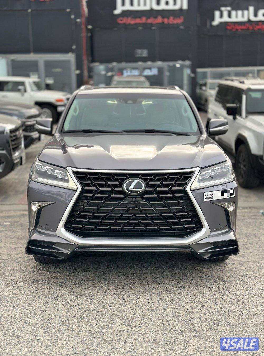 لكزس LX570 الساير موديل 2017 عداد 2230