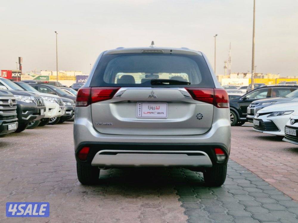 اوتلاندر 20212